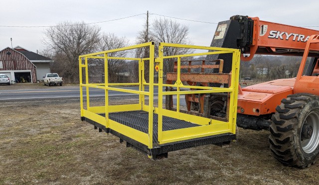 Skytrak Telehandler Carriage Basket